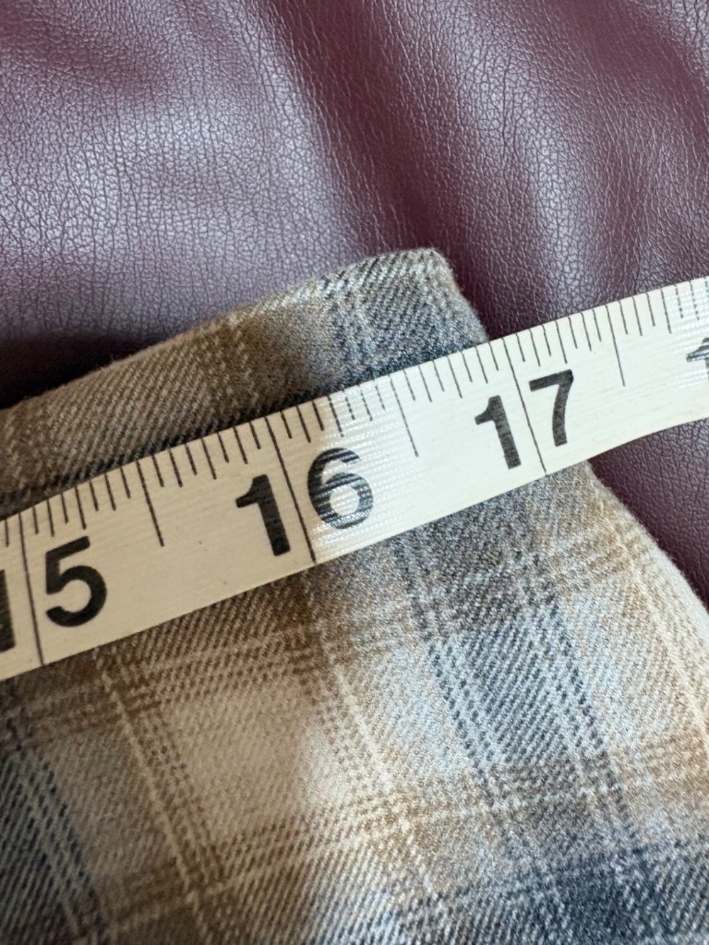 Old Navy plaid mini skirt Size L - Picture 8 of 9